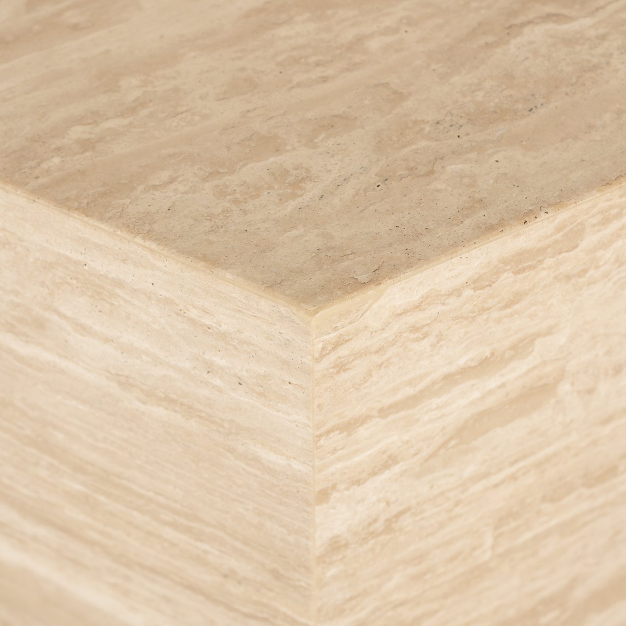 Pilaar Vespin natural beige travertine