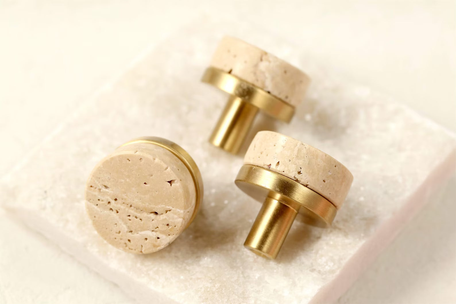 Handle Cylinder knob travertine