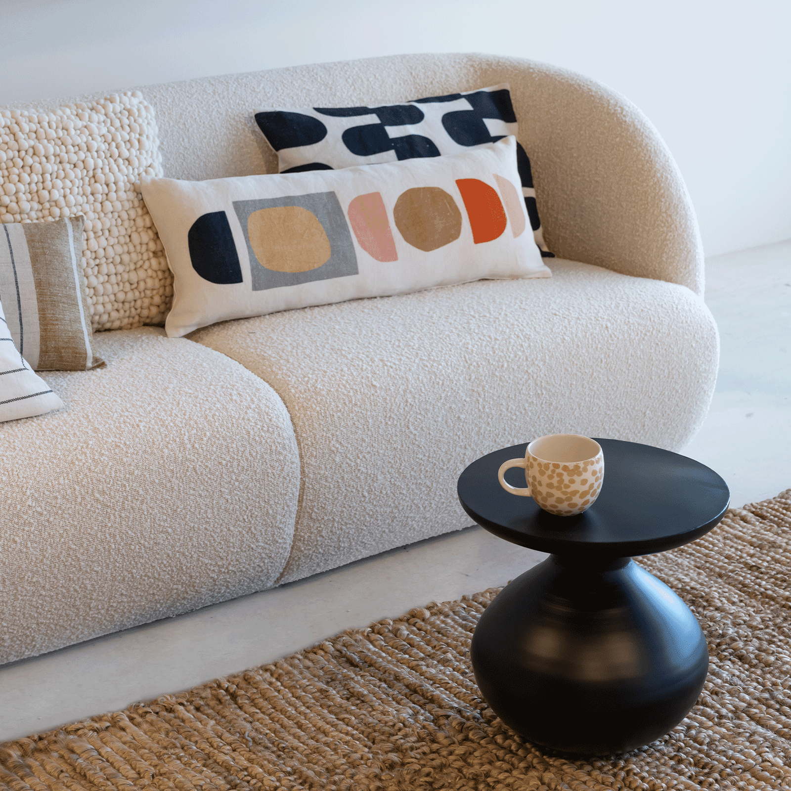 Side table Tummy