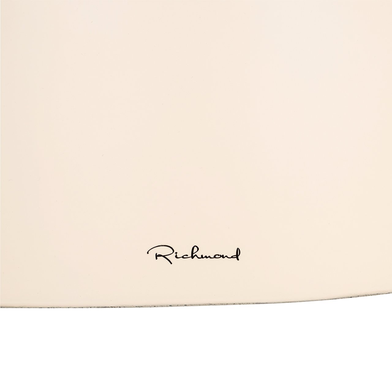 Urban Bloom 130Ø indoor/outdoor dining table (Sandstone)