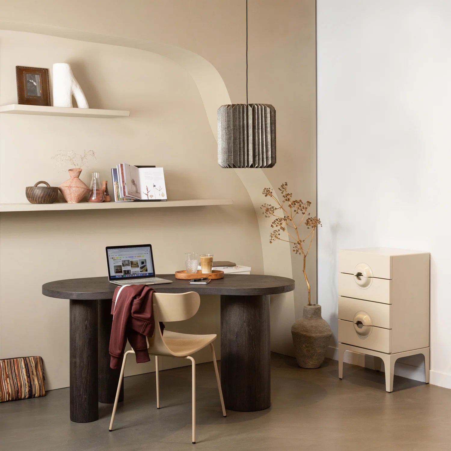 Merge chest of drawers with 4 drawers