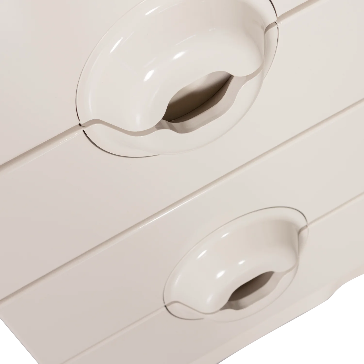 Merge chest of drawers with 4 drawers