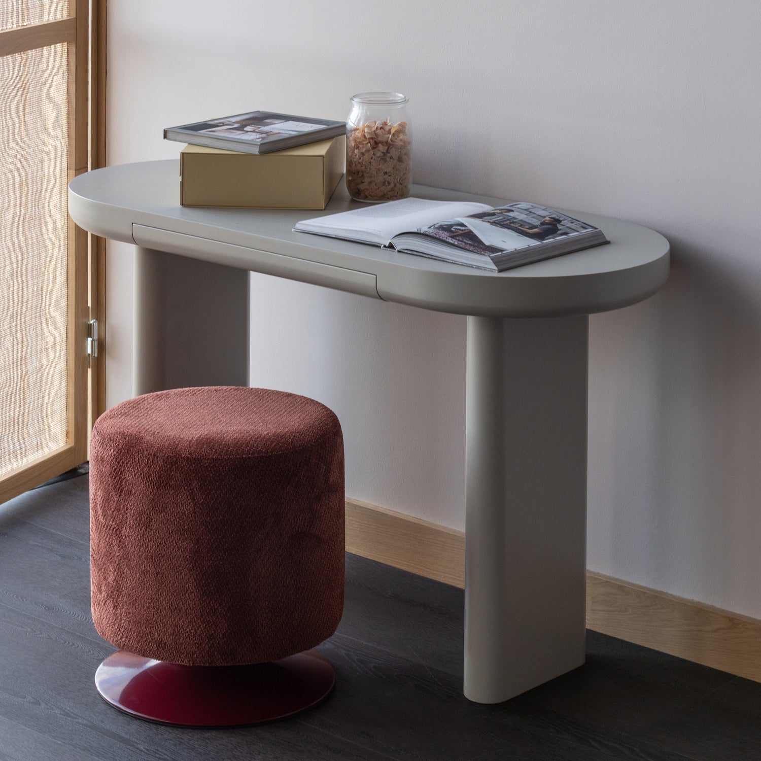 Mael bureau/sidetable fineer dust