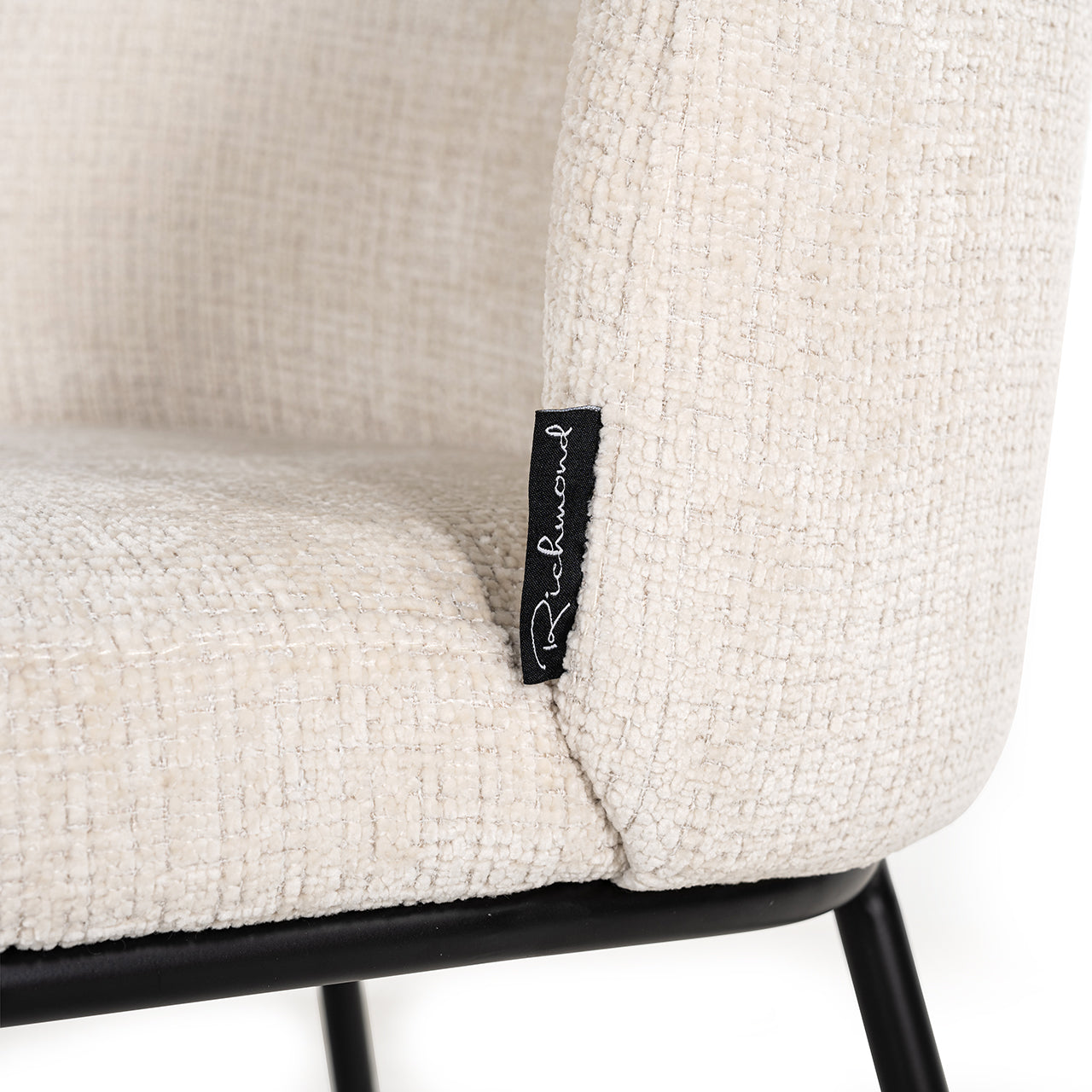 Stoel Elvi beige chenille fire retardant