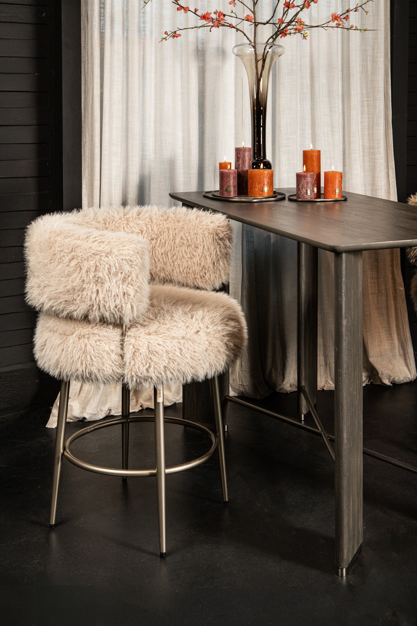 Hair Cream Bar Chair Champagne Metal Base