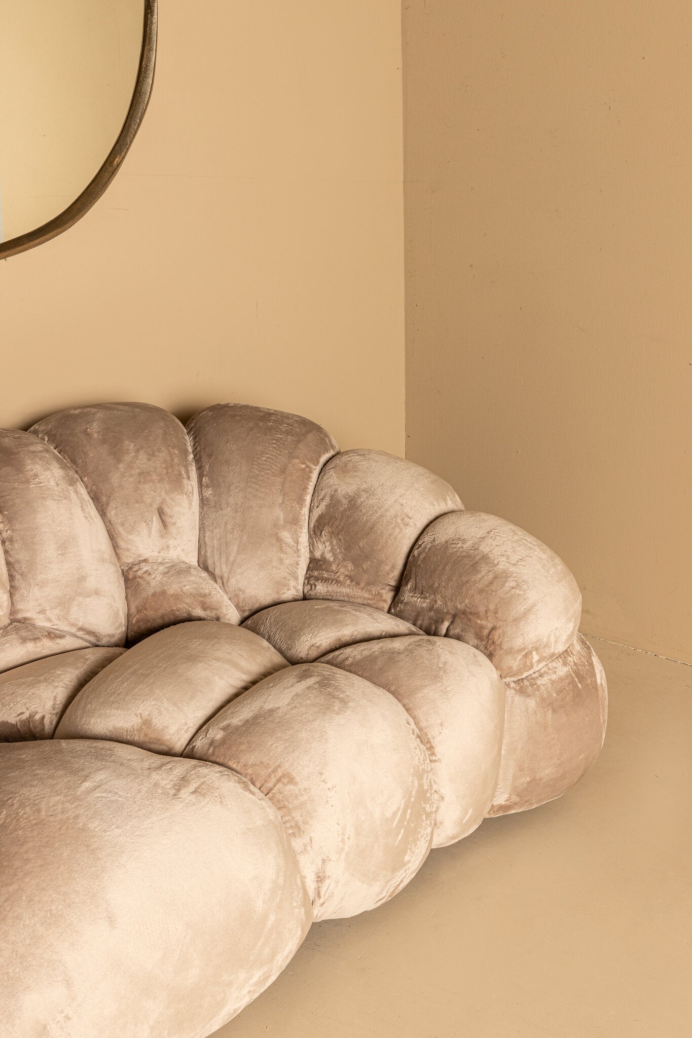 Nubibus Bank Dark Taupe