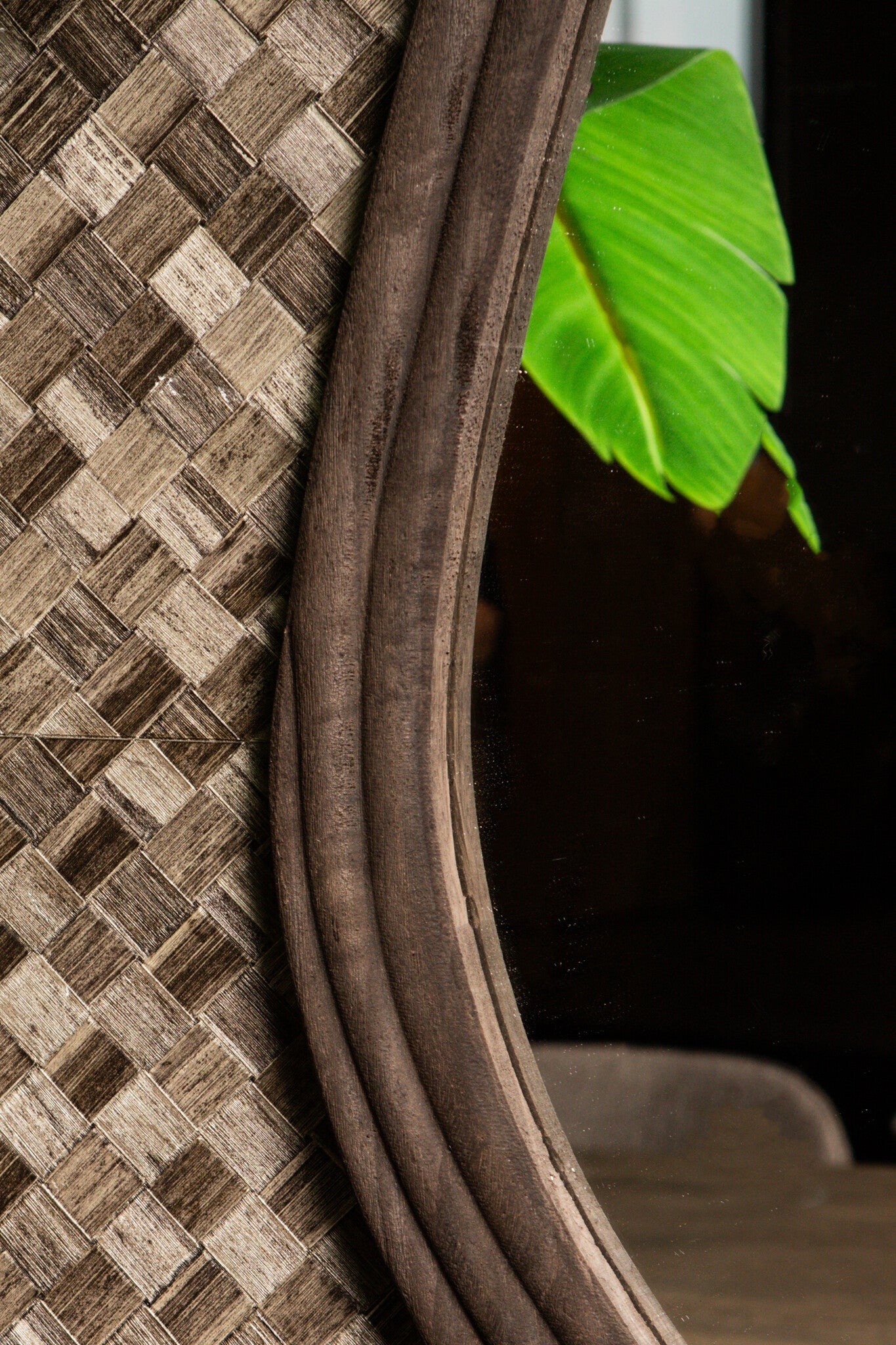 Spiegel Santin Brown Mango Wood Organic Triangle