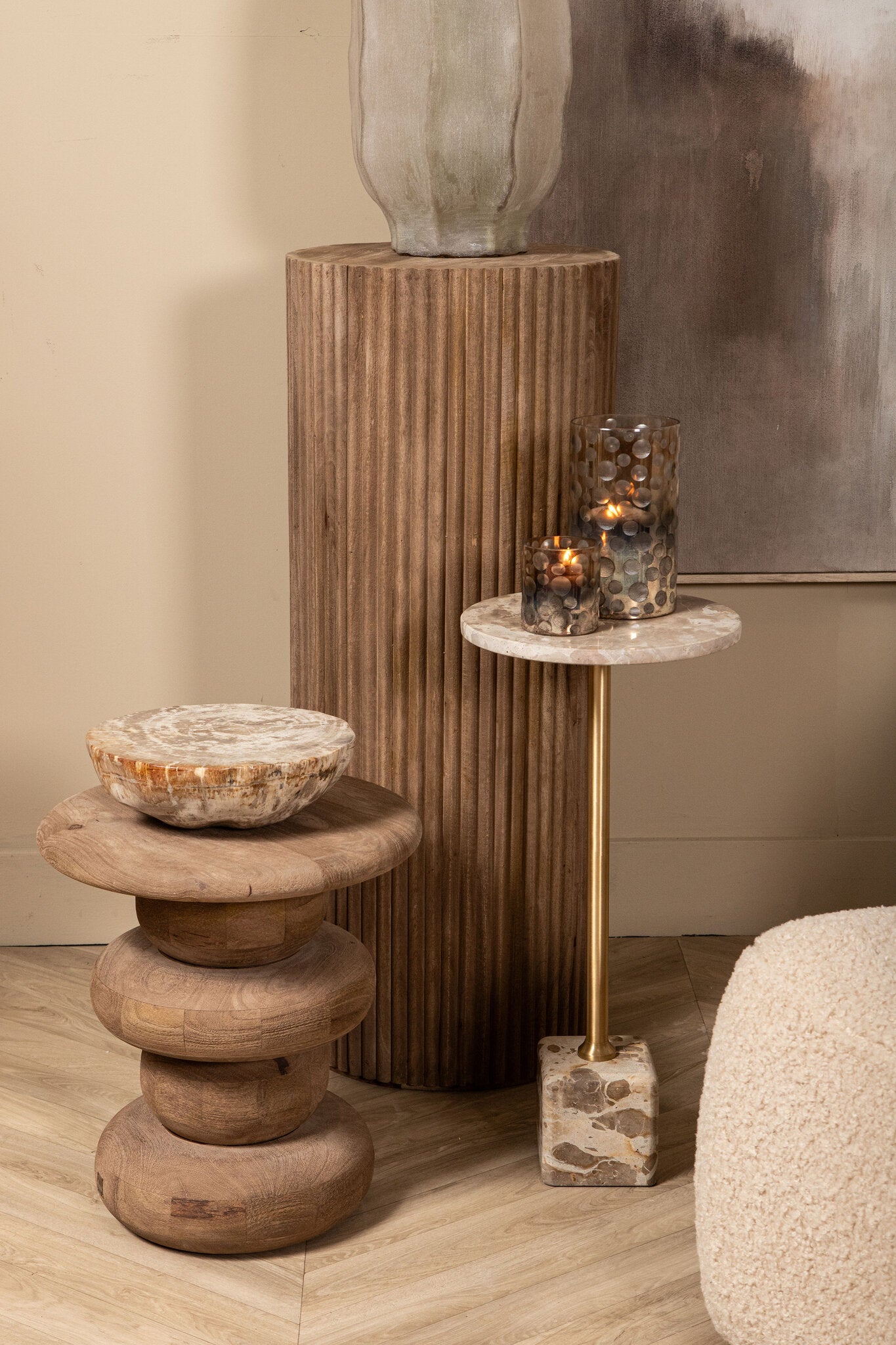 Keven Natural Mango Wood Ribbed Sidetable Round