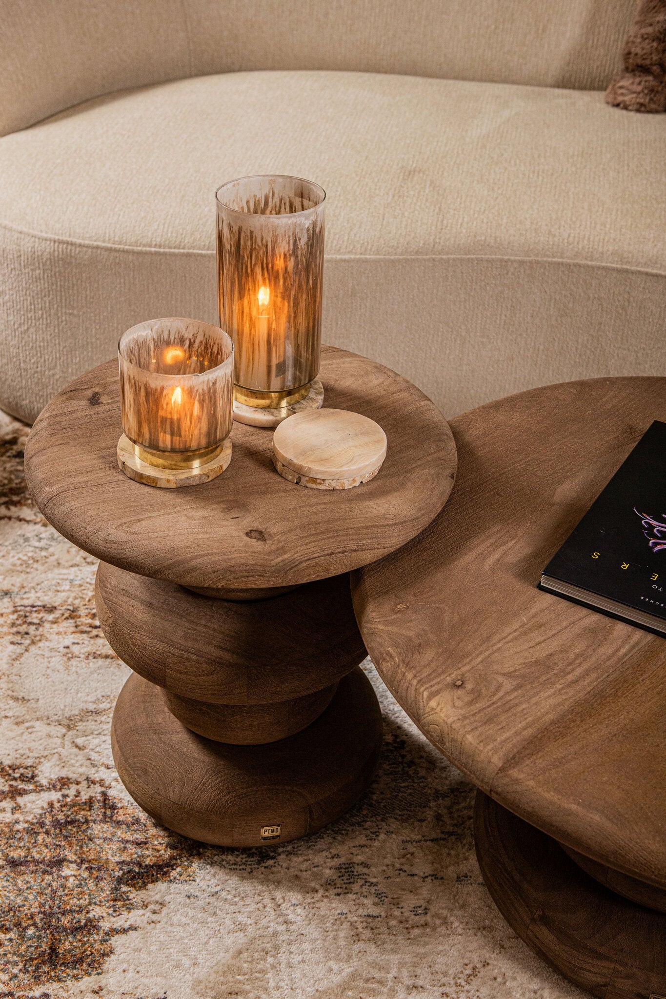 Keven Natural Mango Wood Ribbed Sidetable Round
