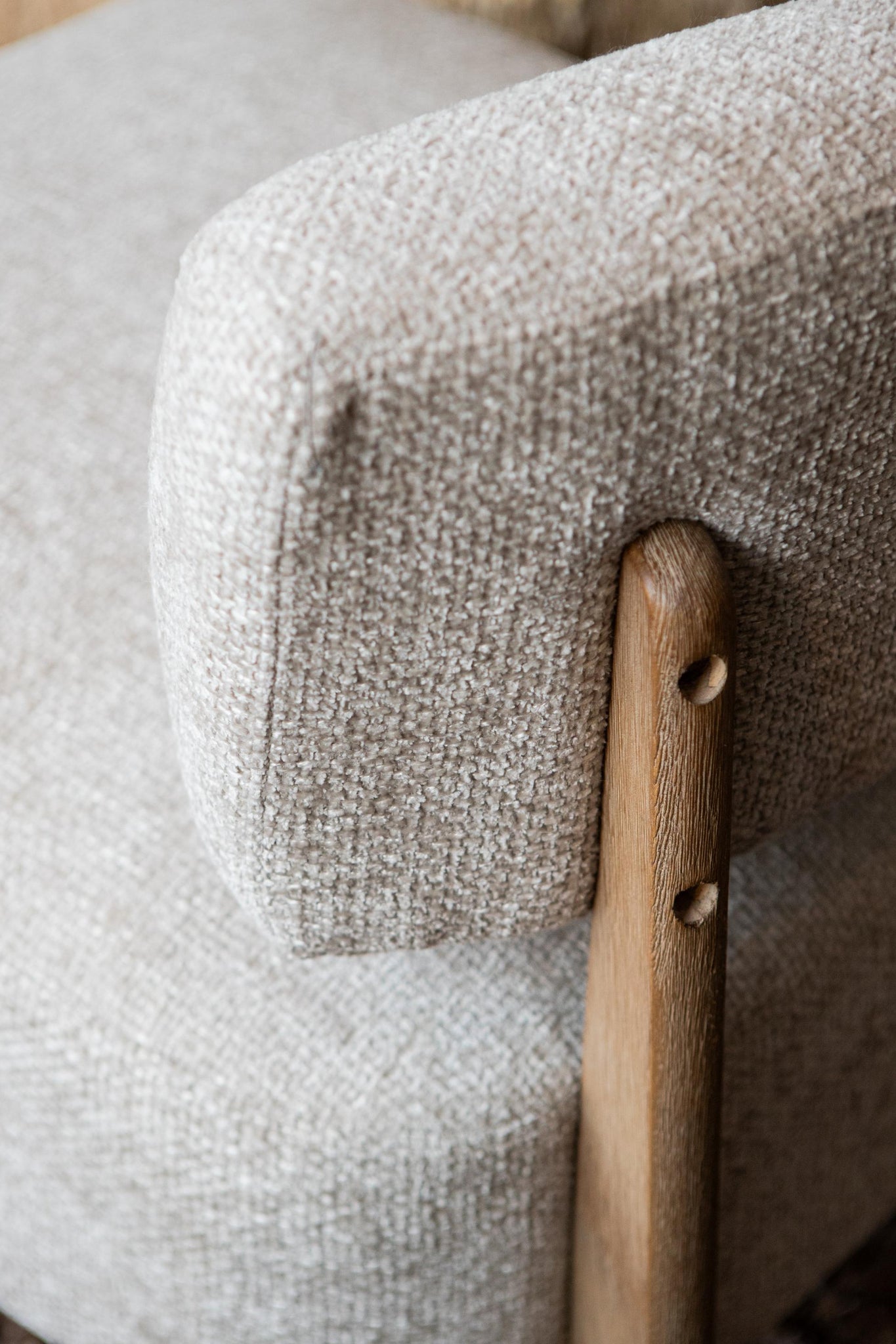 Vale Fauteuil Legacy 15 Dove Rubber Wood