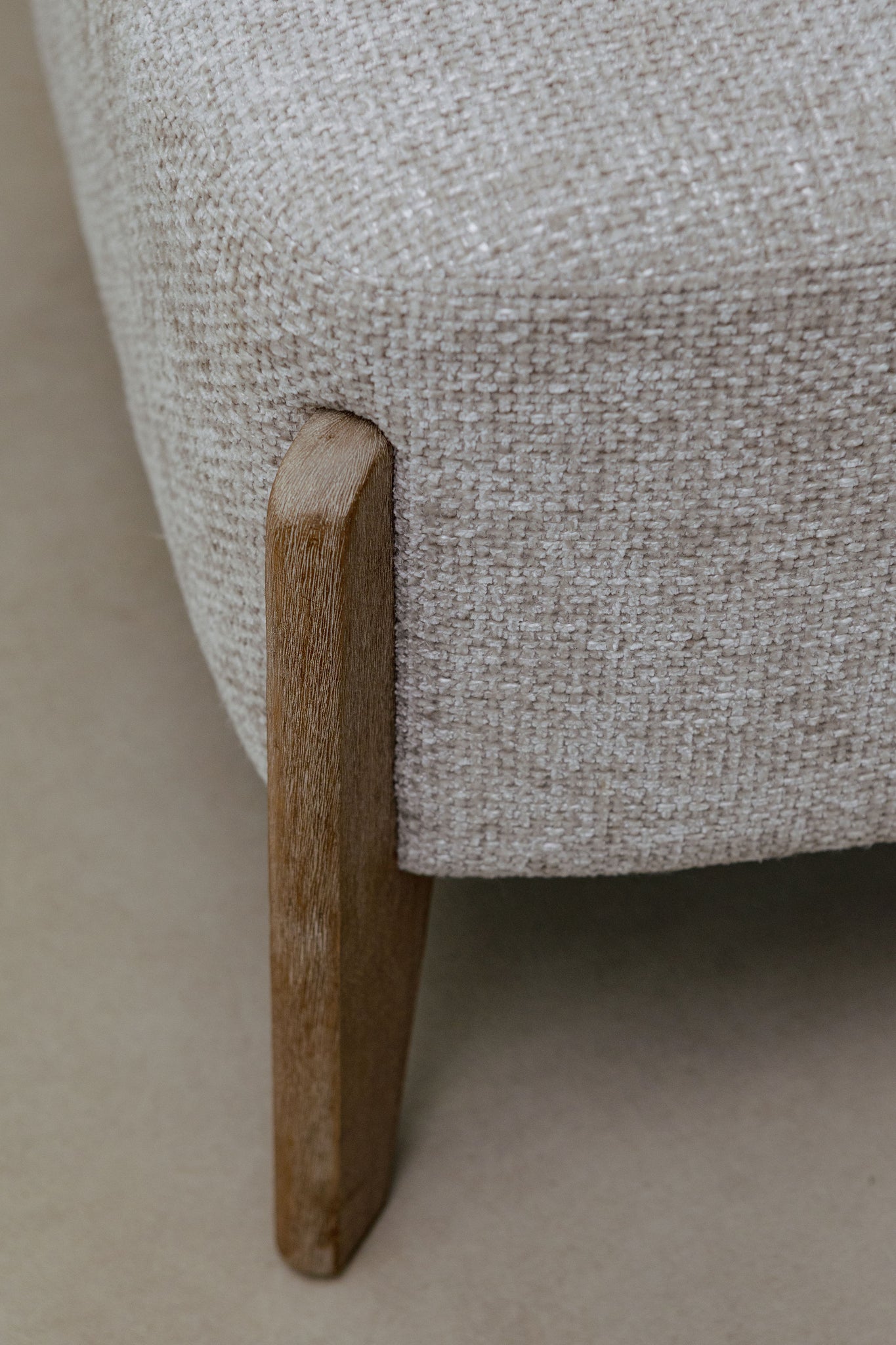 Vale Fauteuil Legacy 15 Dove Rubber Wood