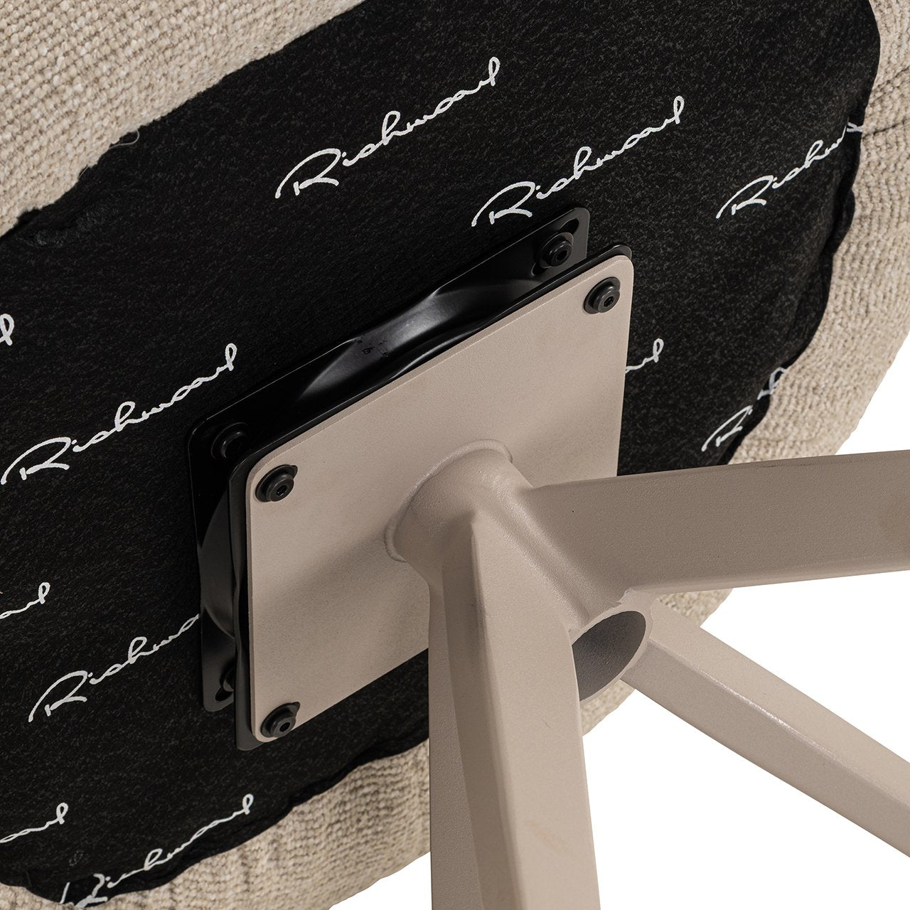 Draaistoel Olivia biscotti