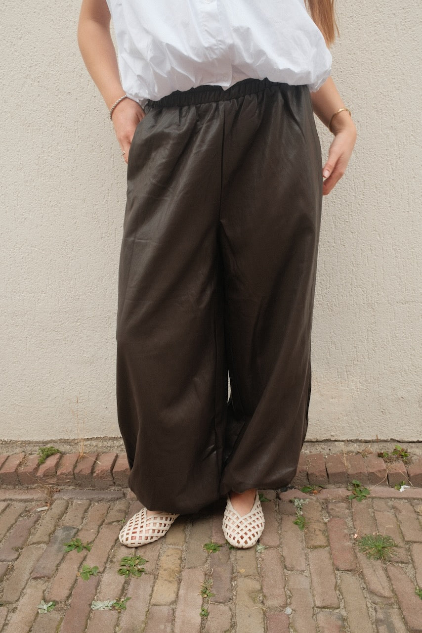 Broek Kensi leer coffee