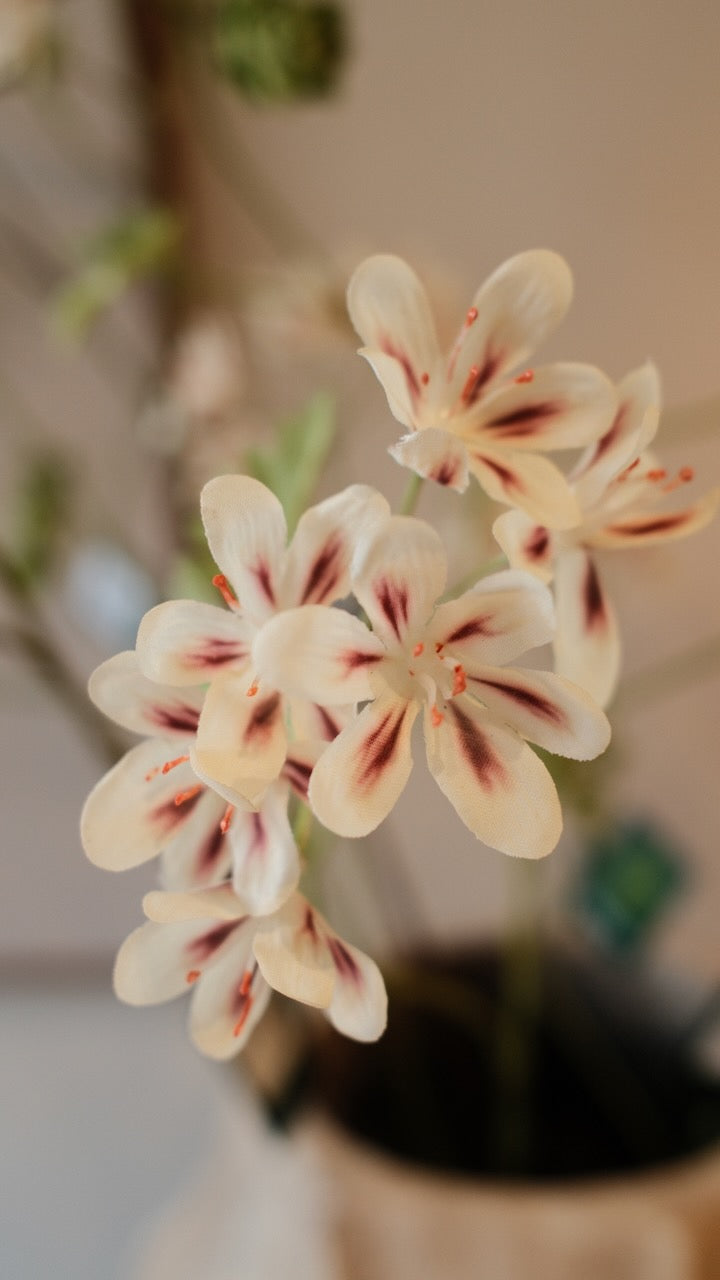 Kunsttak Geranium tak CR/BRN