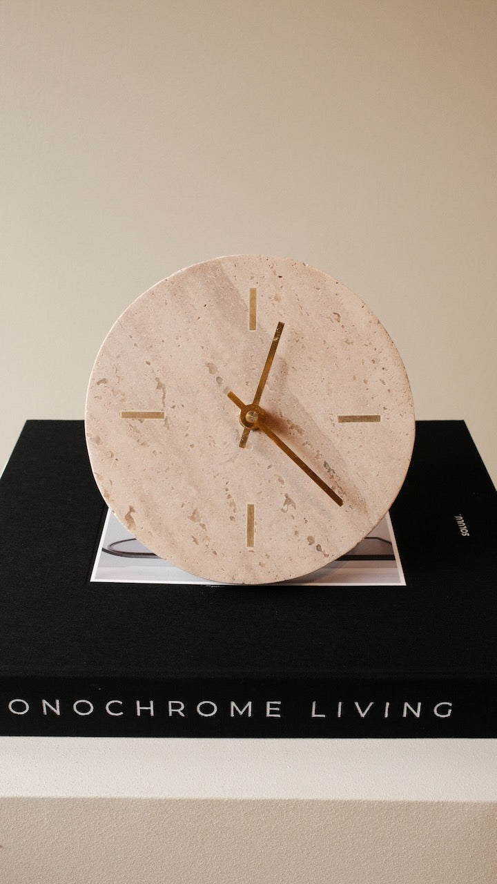 Klok Jenay Ø15 cm travertin zand