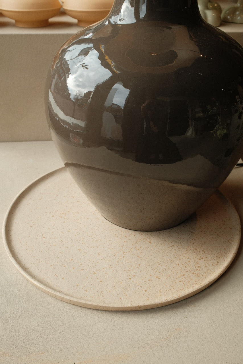 Schaal Maes Ø40x1,5 cm gespikkeld