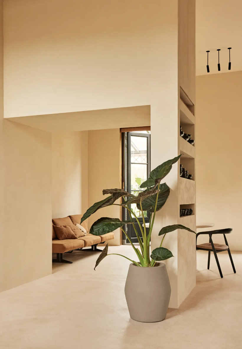 Pot june split high 46cm balanced beige