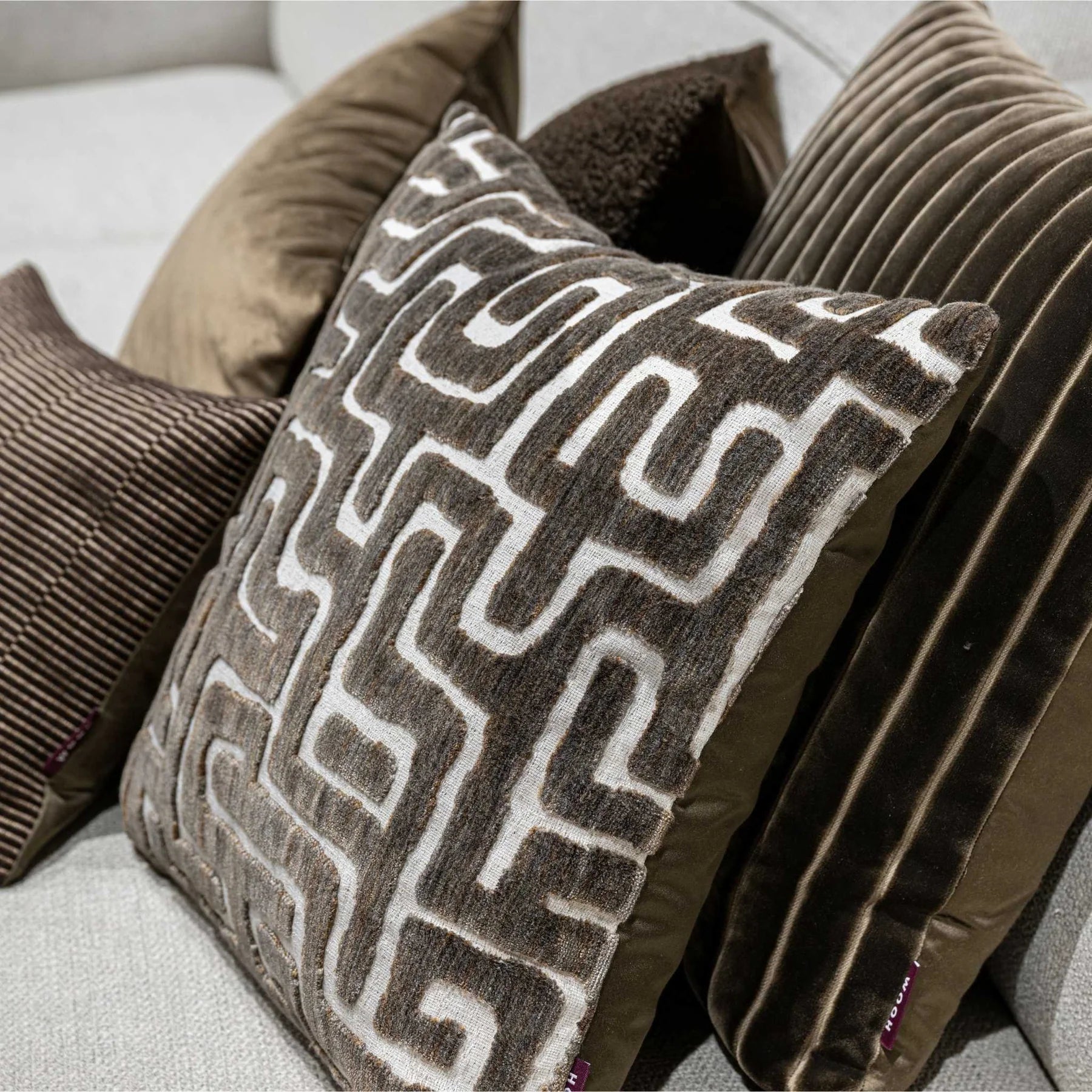 Sierkussencombinatie – Donkerbruin