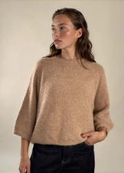Trui Nelia Camel