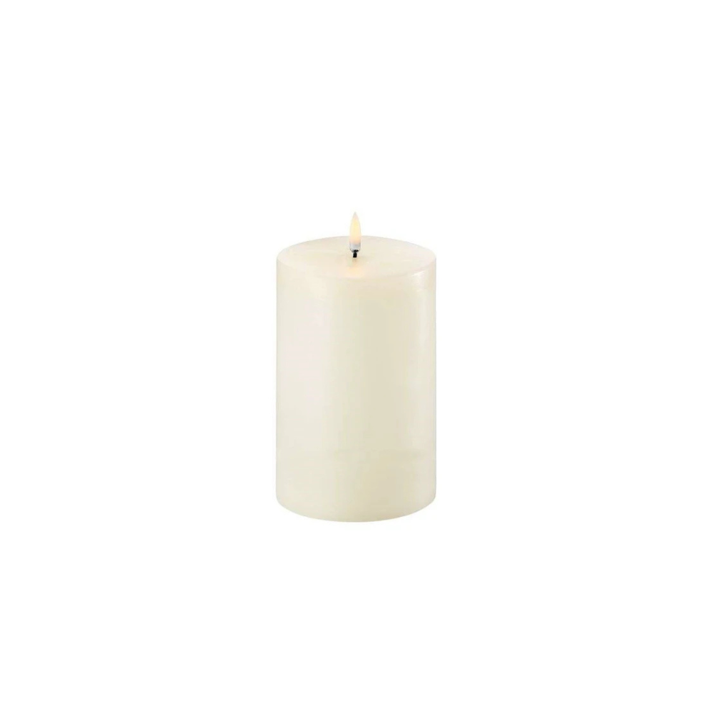 LED kaars pillar, Ivory, Smooth, 10,1x15 cm