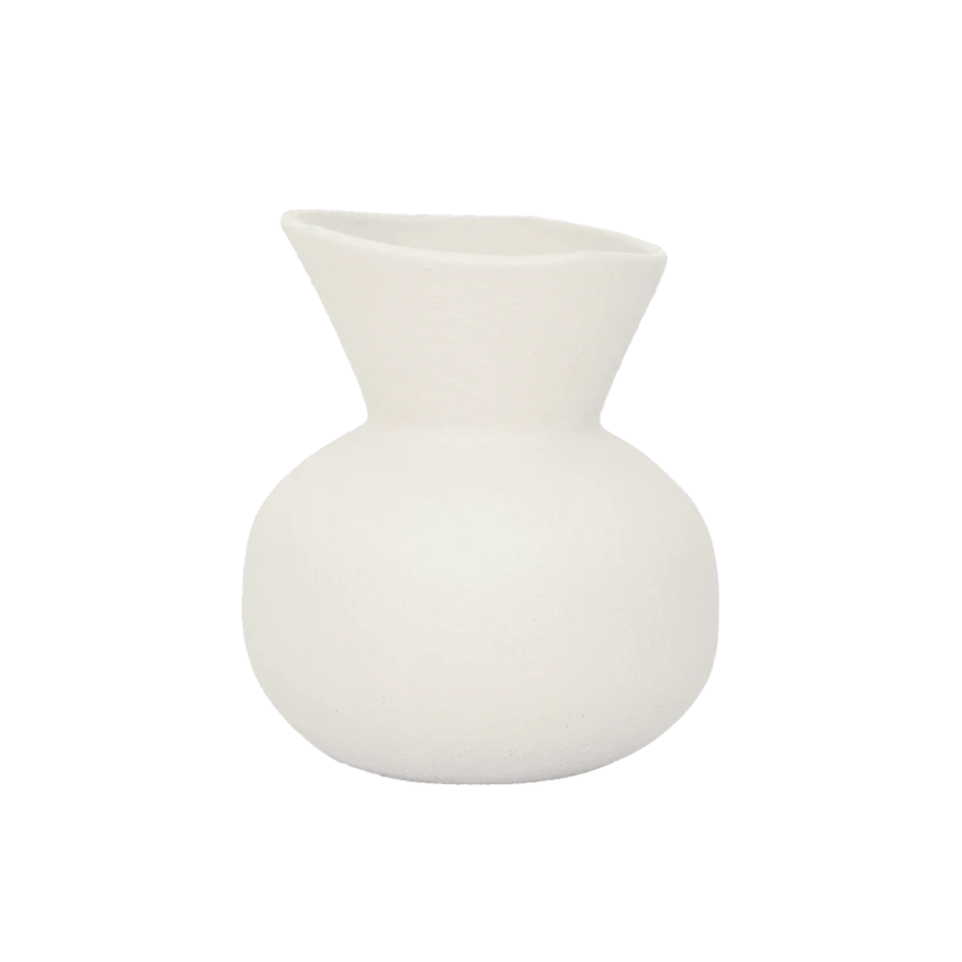 Vase Saga