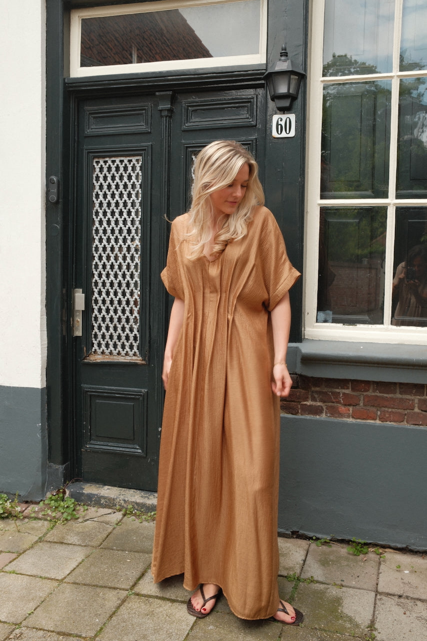 Jurk Fenna metallic bruin