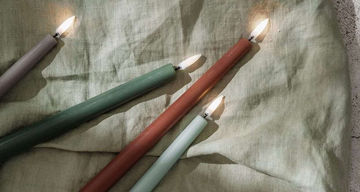 LED candles Slim Taper 2.3 x 32cm - beige