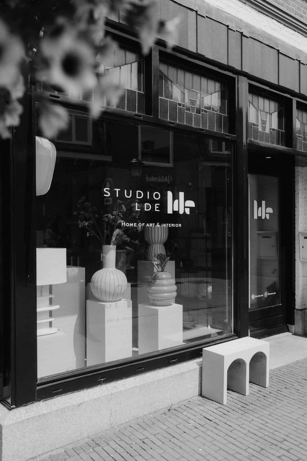 Contact – Studio LDE - Home of Art & Interior