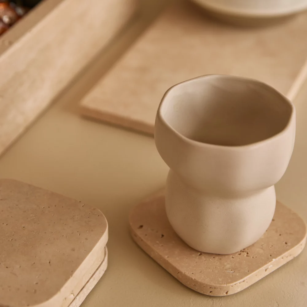 Travertine onderzetter - organisch - set van 4 stuks - 10x10x1cm - Afbeelding 3