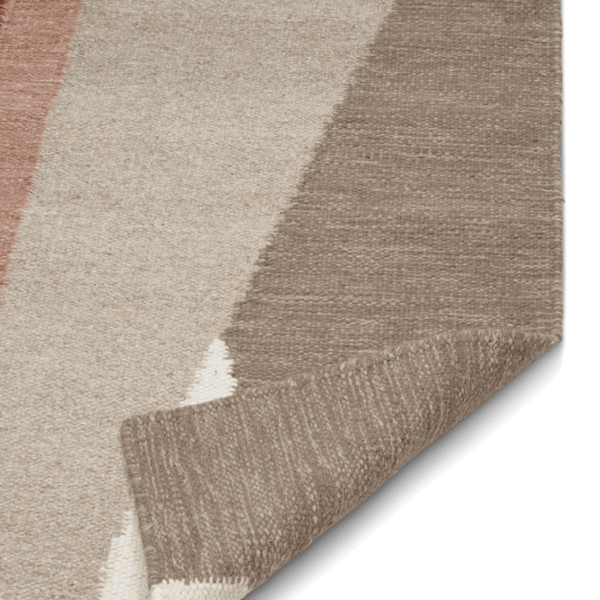 Levels 200x300 Coral